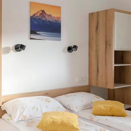 Gæstehus Apartmaji Hodak Bohinj