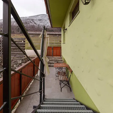 Pensión Apartmaji Hodak
