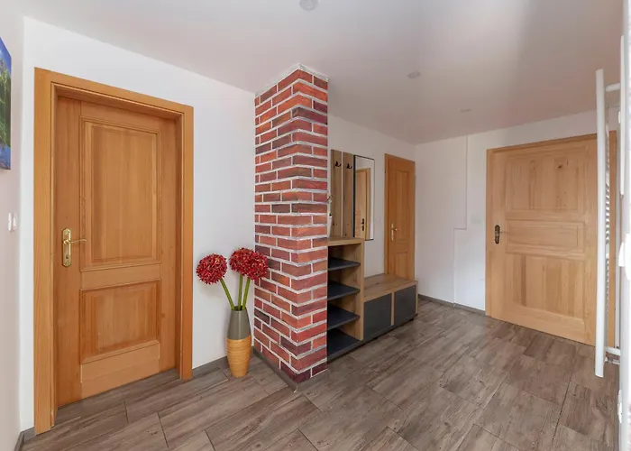 بيت ضيافة Apartmaji Hodak 3*